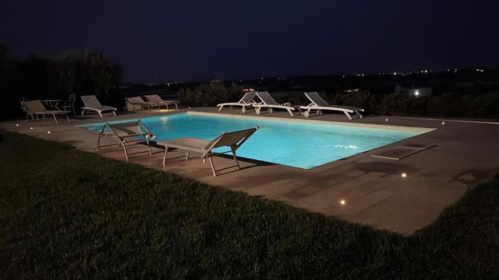 Villa Dyria Exclusive Swimming Pool Монополи Екстериор снимка